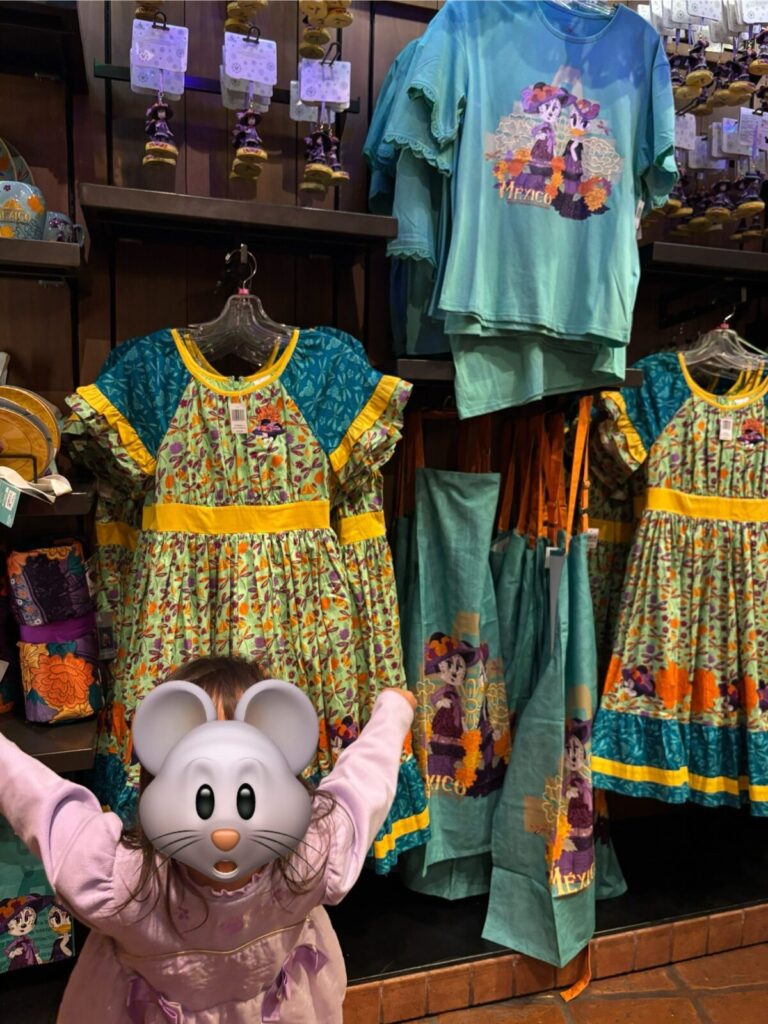 エプコットのメキシコ館にあるショップで販売されているグッズ