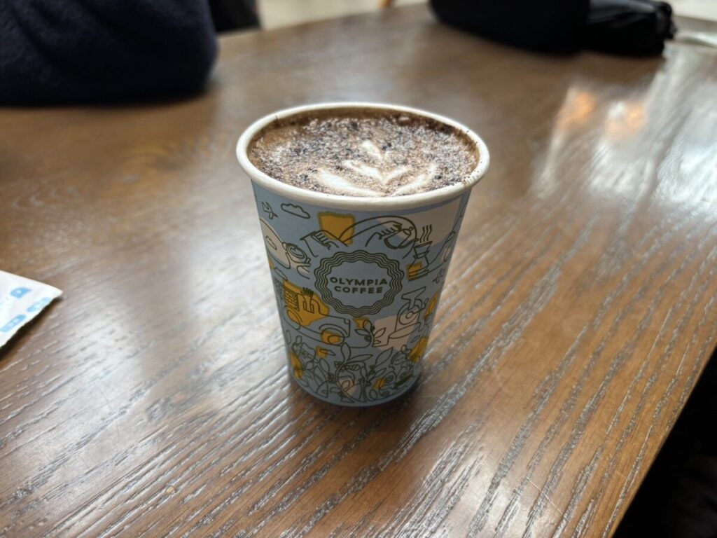 Olympia Coffeeのコーヒーカップ